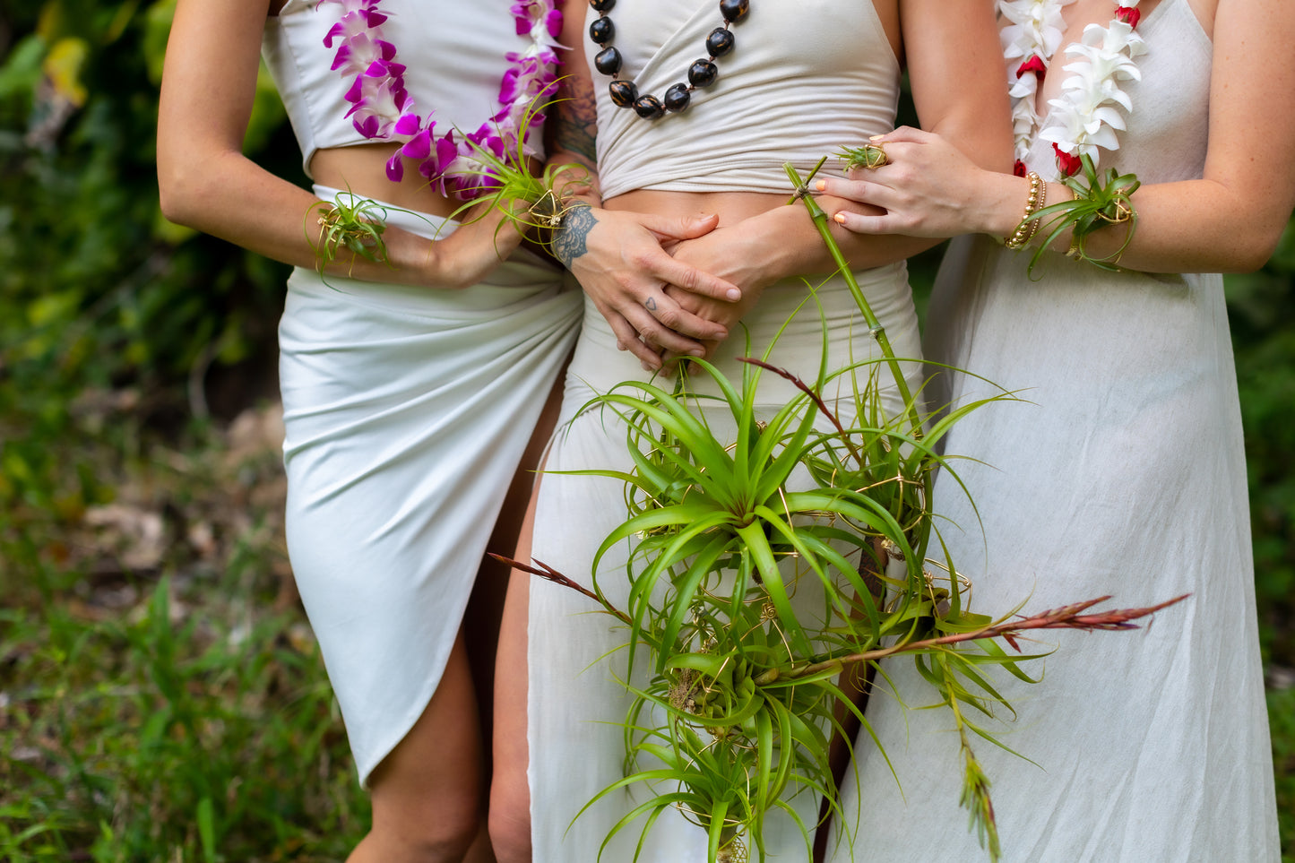 Air Plant Bridal Hoop Bouquet ~ Lives Forever