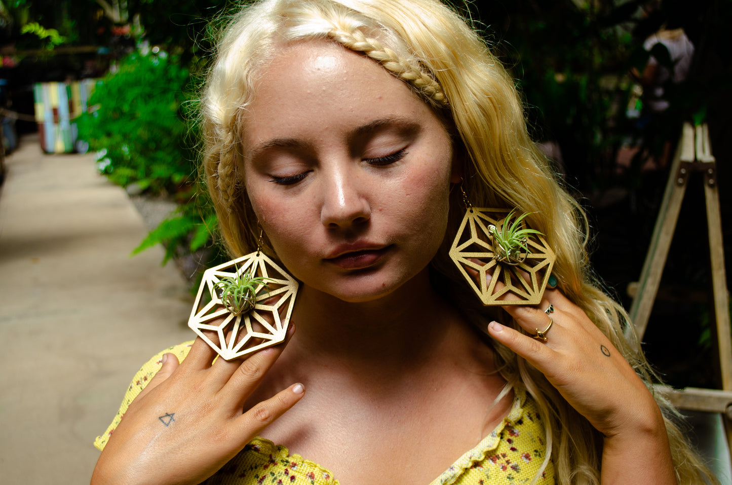 AsaNoHa Air Plant Wood Hoop Earrings Japanese Sacred Geometry Star ้บปใฎ่