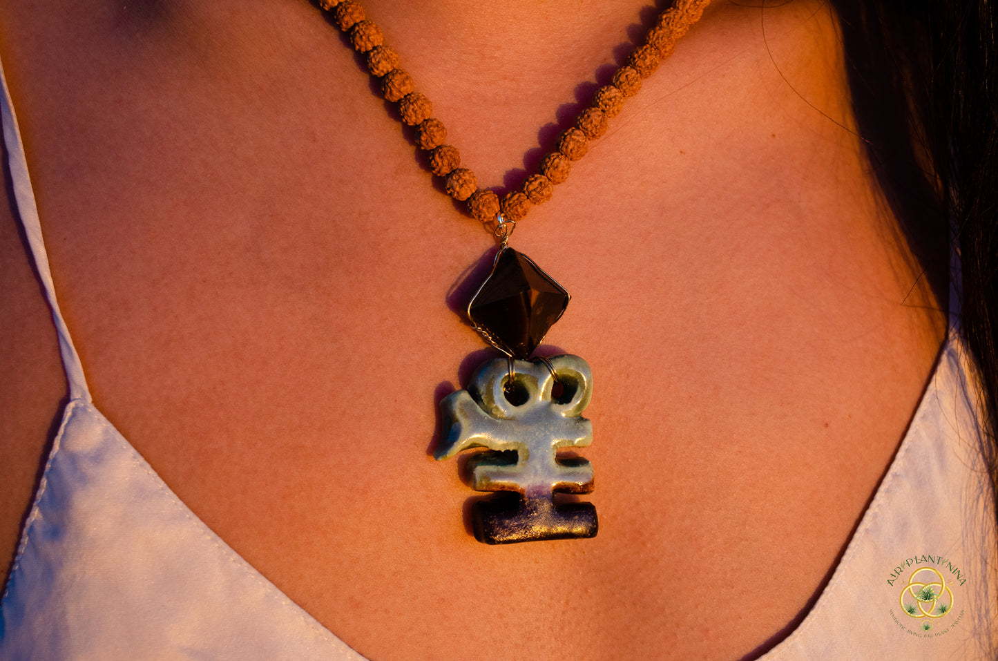 "Infini-Sei" Ankanji Ceramic Crystal Necklace