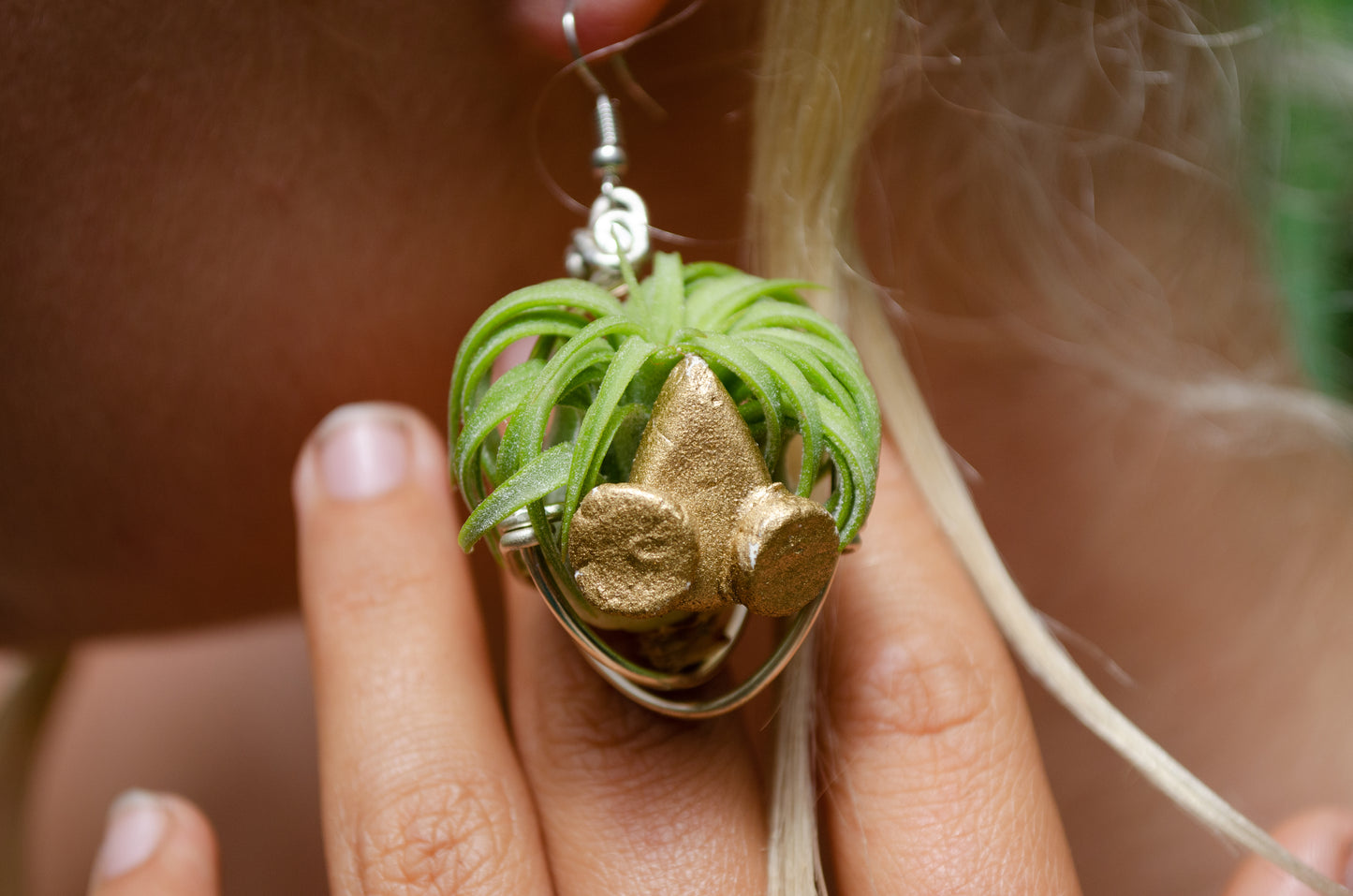 Kawaii Cool Cat Air Plant Earrings ~ Hip Hop Sunglasses Character Earrings