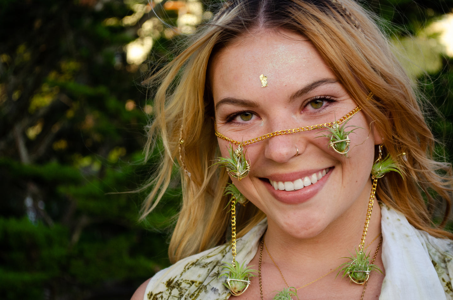 Air Plant Face Chain