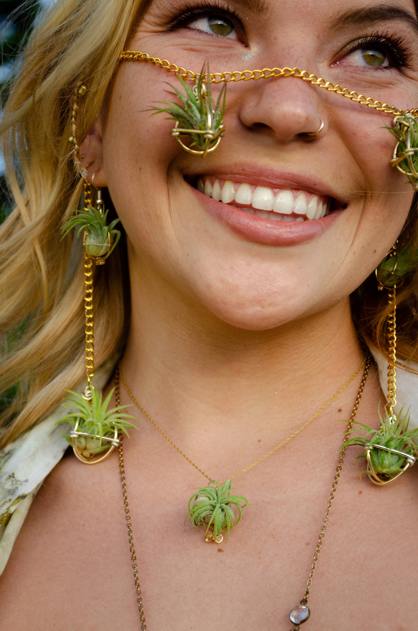 Air Plant Face Chain