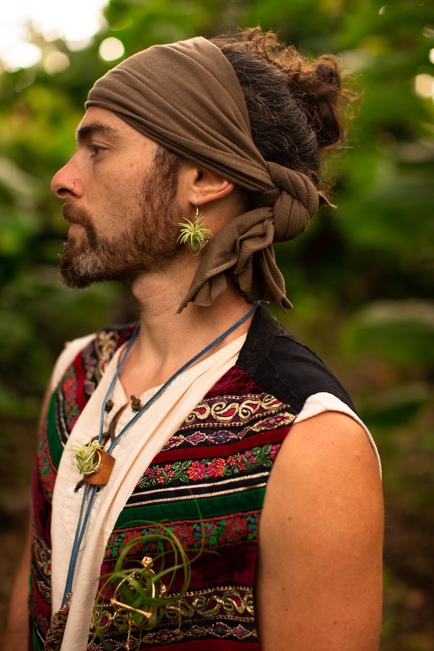 Living Air Plant Bolo Tie + Pinecone Charms
