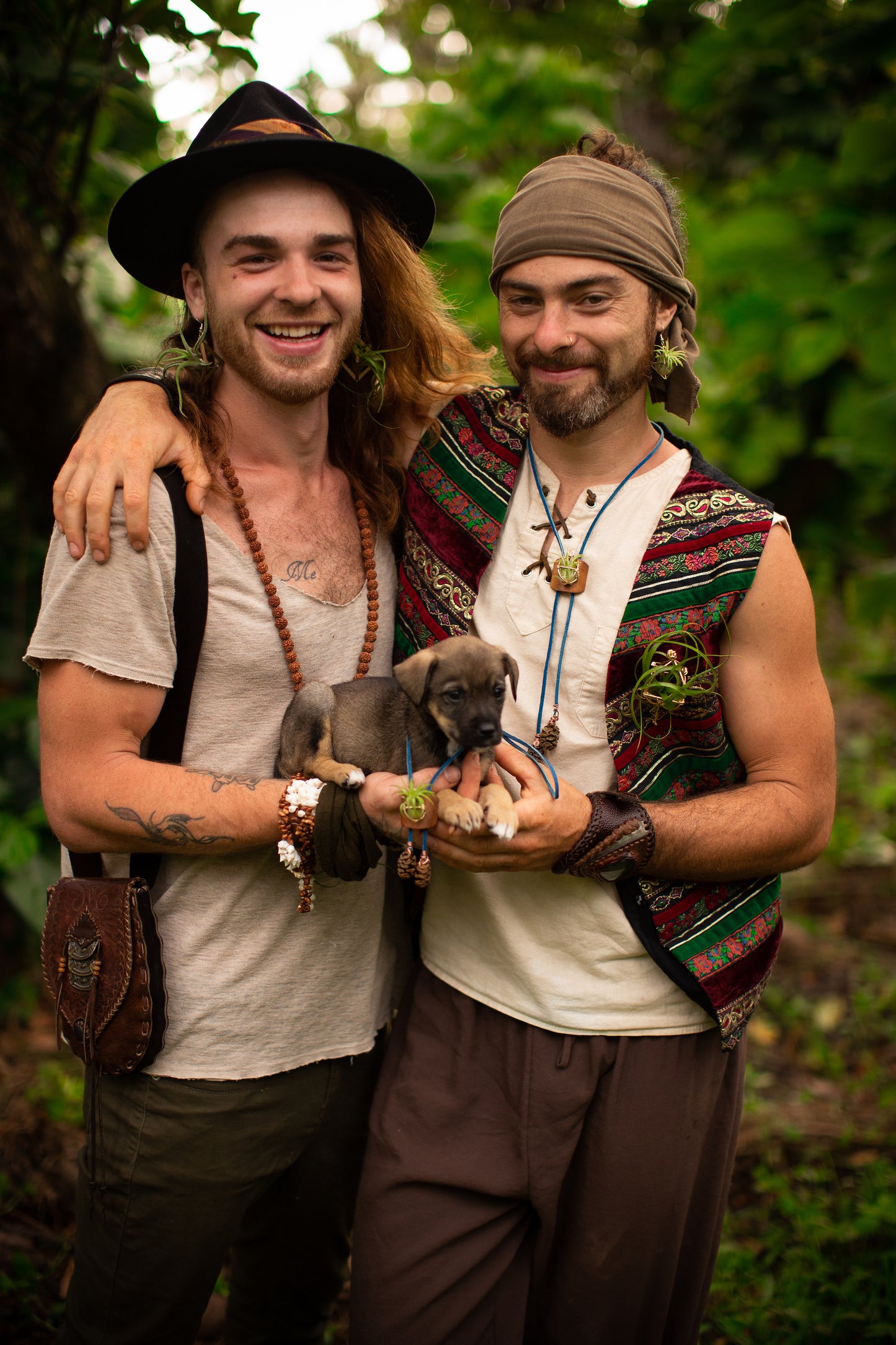 Living Air Plant Bolo Tie + Pinecone Charms