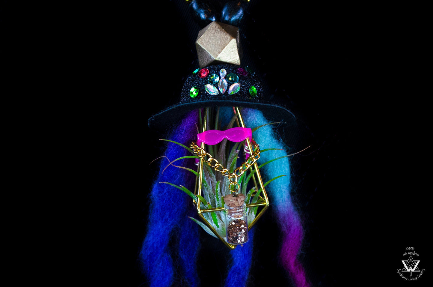 Air Plant Necklace - Funky Superstar Blingy Character Necklace