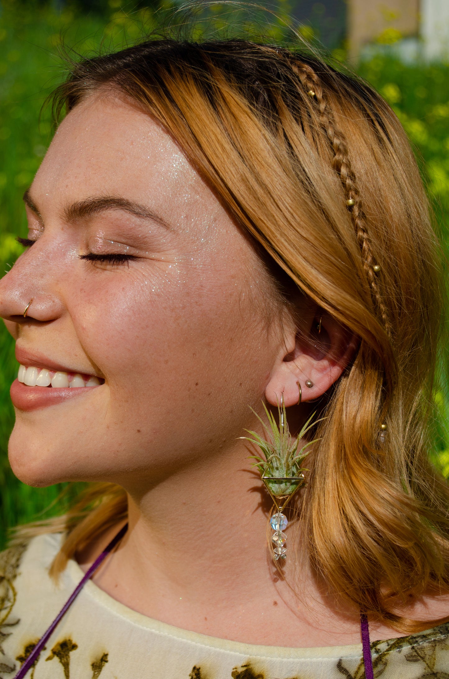 Mini Diamond Octahedron Classic Air Plant Clasp Earrings