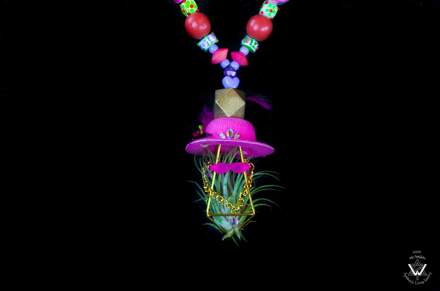 Air Plant Necklace - Funky Superstar Blingy Character Necklace